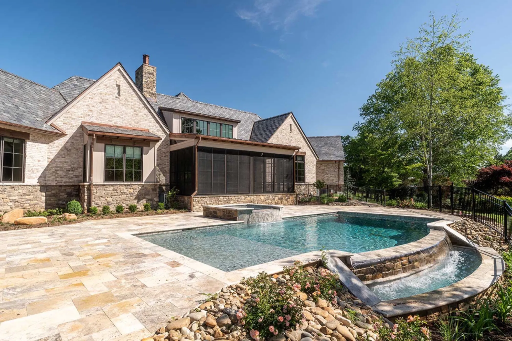 Builder vs. Developer Explained: Who Does What in Real Estate?