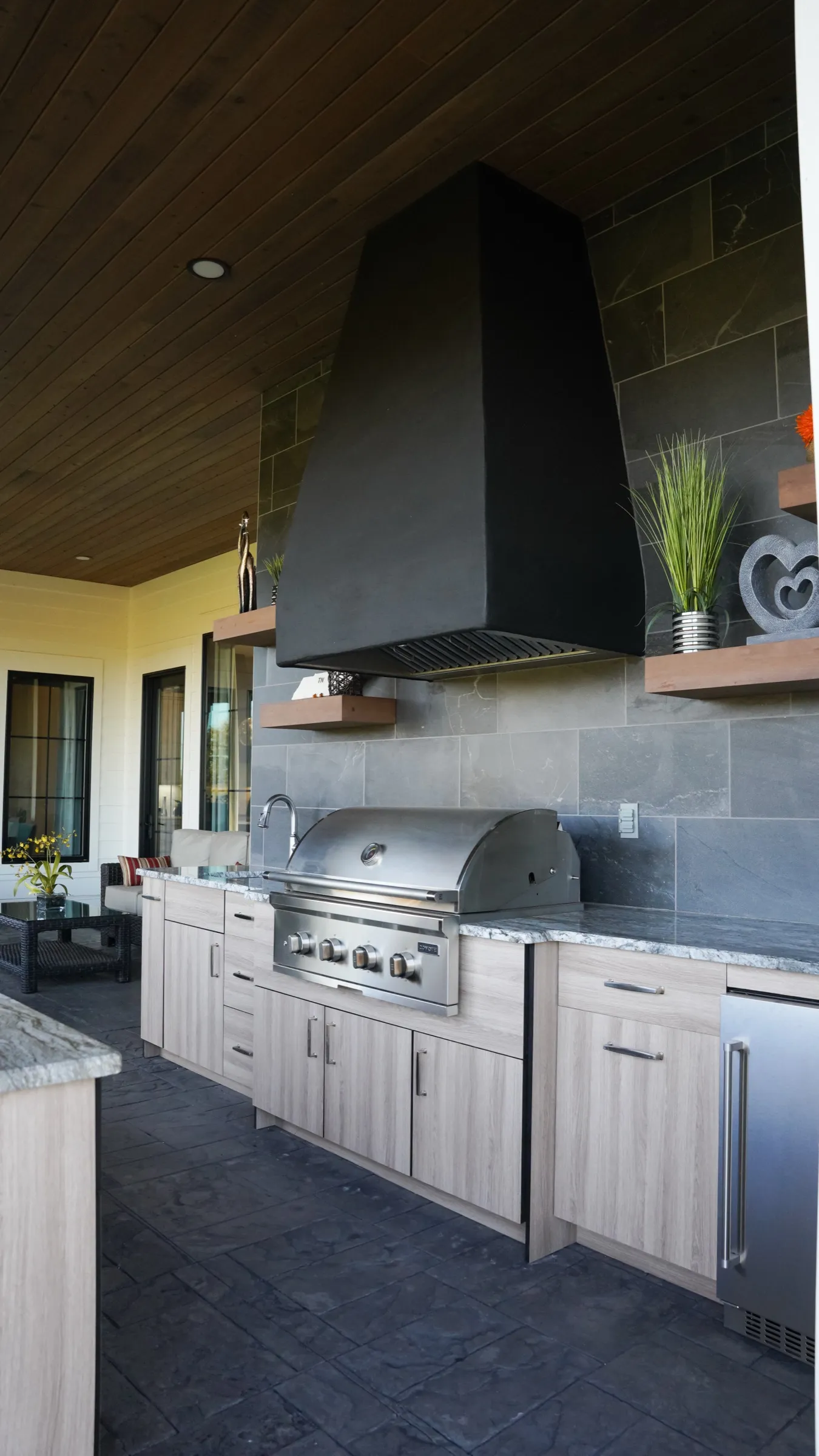 Outdoor kitchen with built-in grill