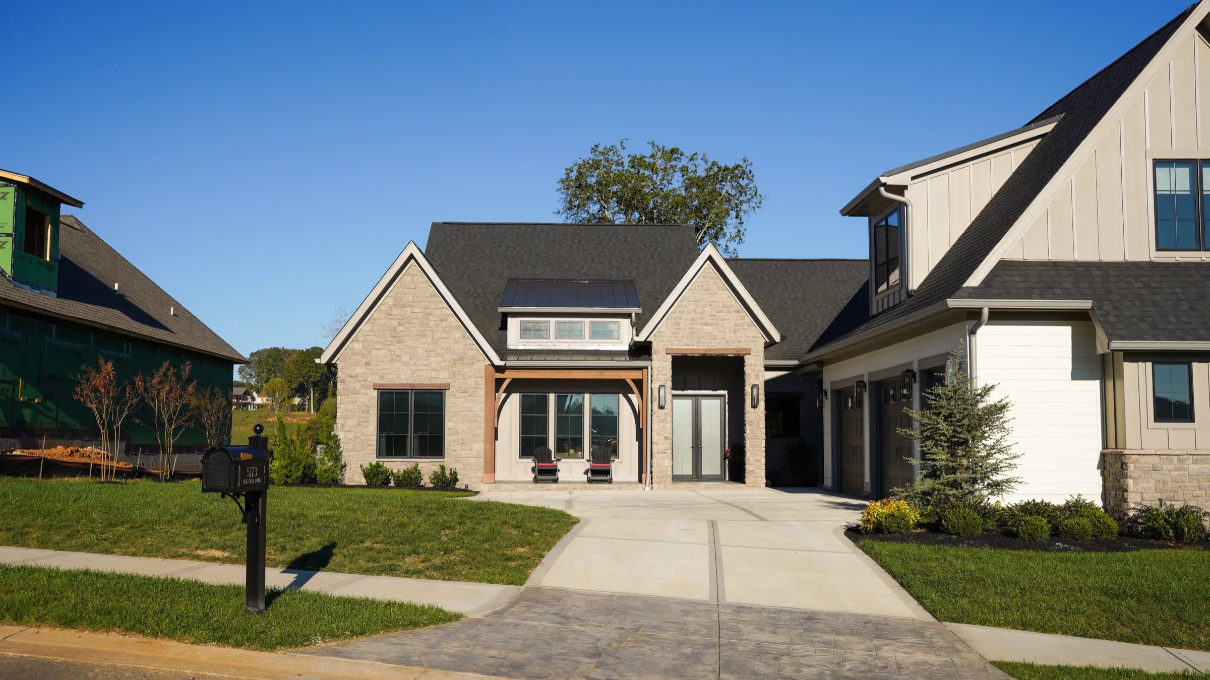 The Fairway Residence and its drive